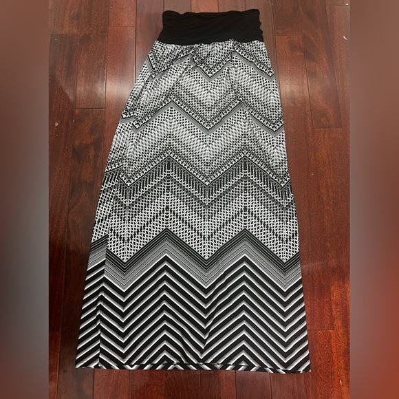 Apt. 9 Black and White A-Line Maxi Skirt - Picture 5 of 5
